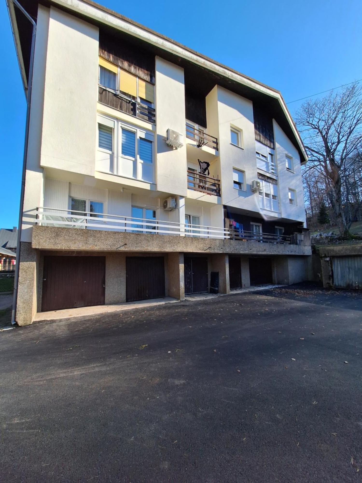 Apartments Nada&Yoya Plitvicka Jezera Bagian luar foto