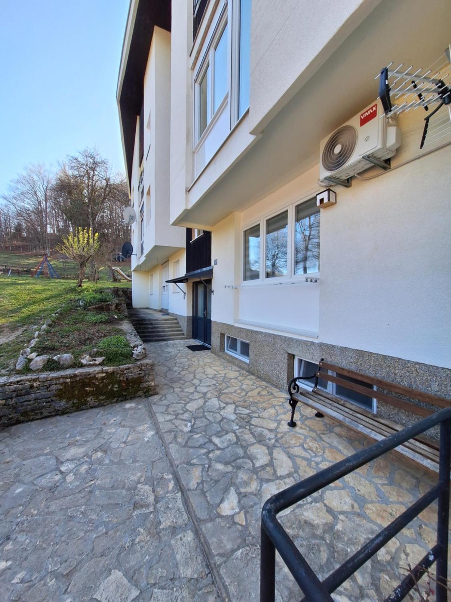 Apartments Nada&Yoya Plitvicka Jezera Bagian luar foto